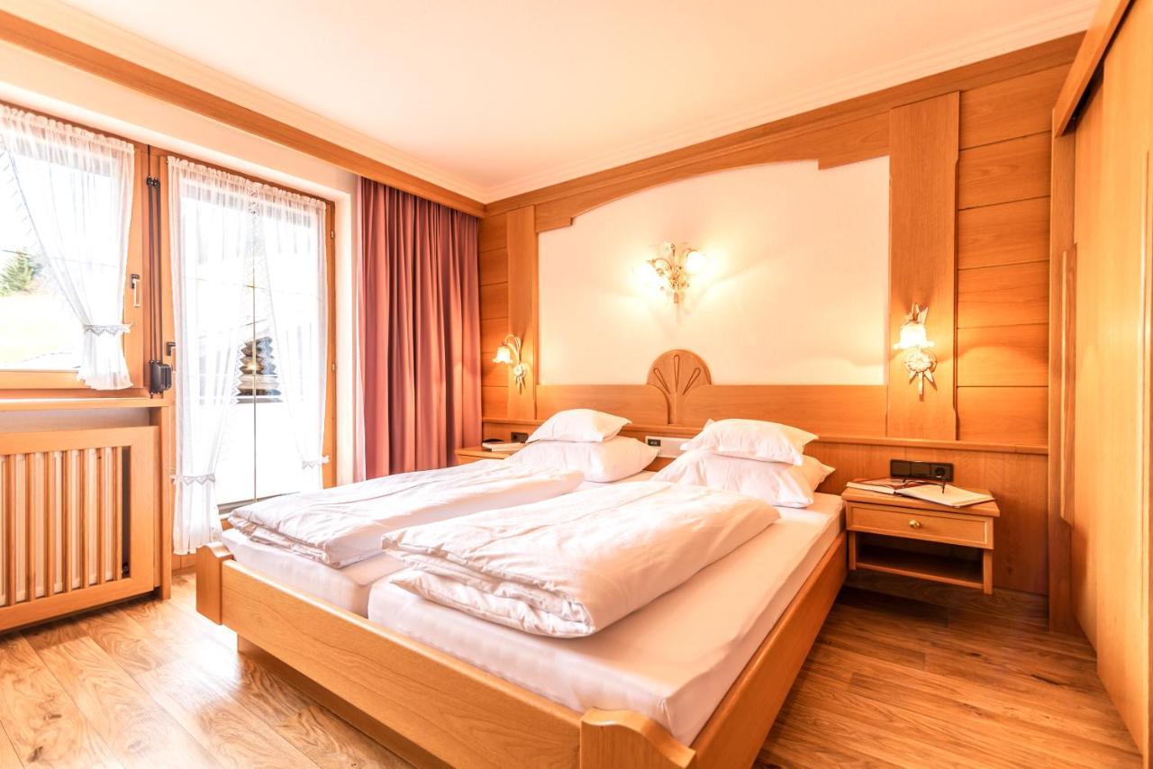 Hotel Garni Apart Tina Ишгль Экстерьер фото