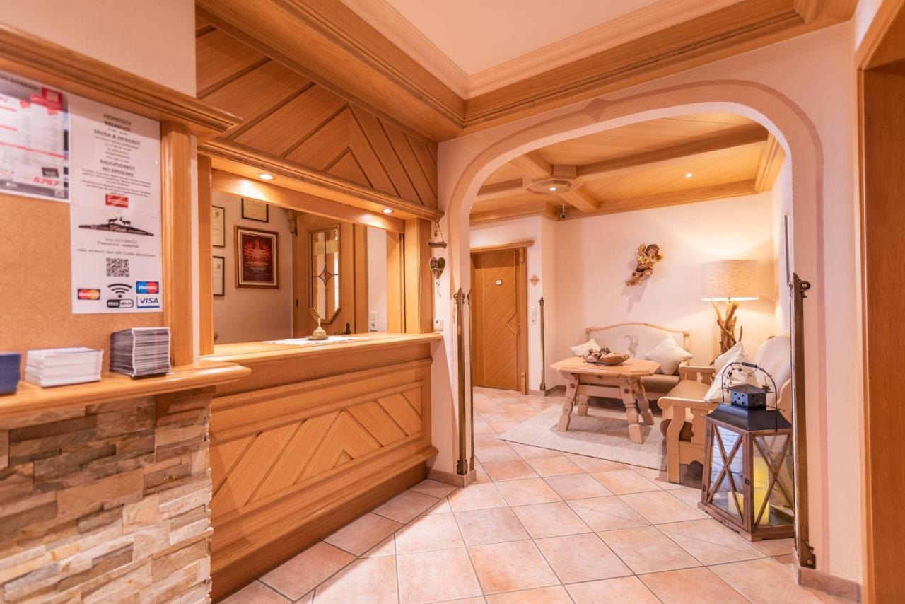 Hotel Garni Apart Tina Ишгль Экстерьер фото