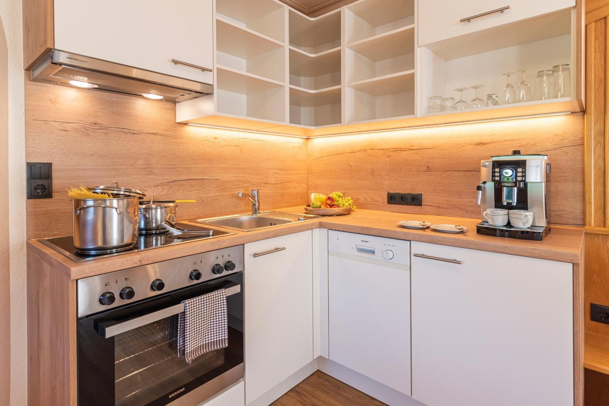 Hotel Garni Apart Tina Ишгль Экстерьер фото