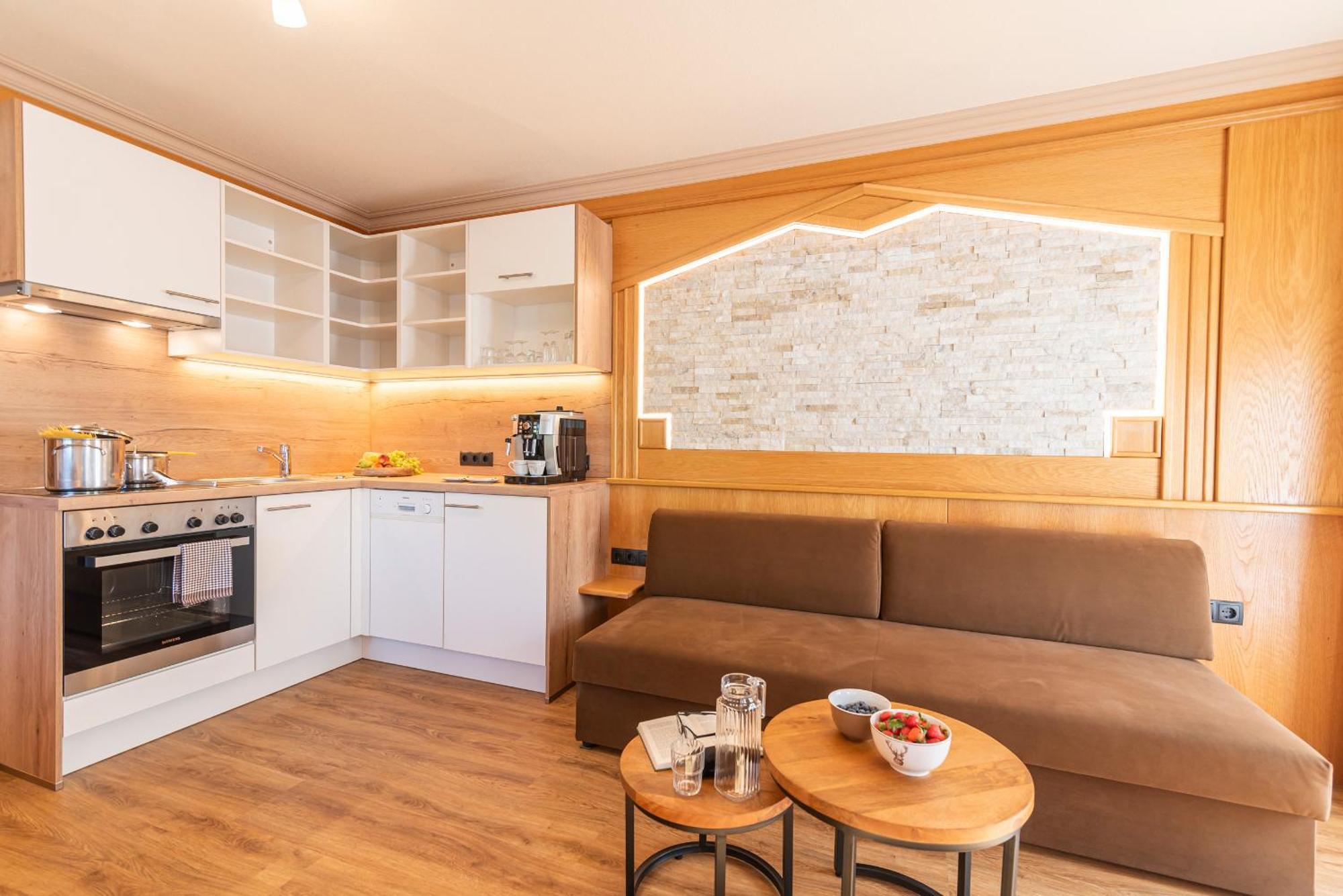 Hotel Garni Apart Tina Ишгль Экстерьер фото