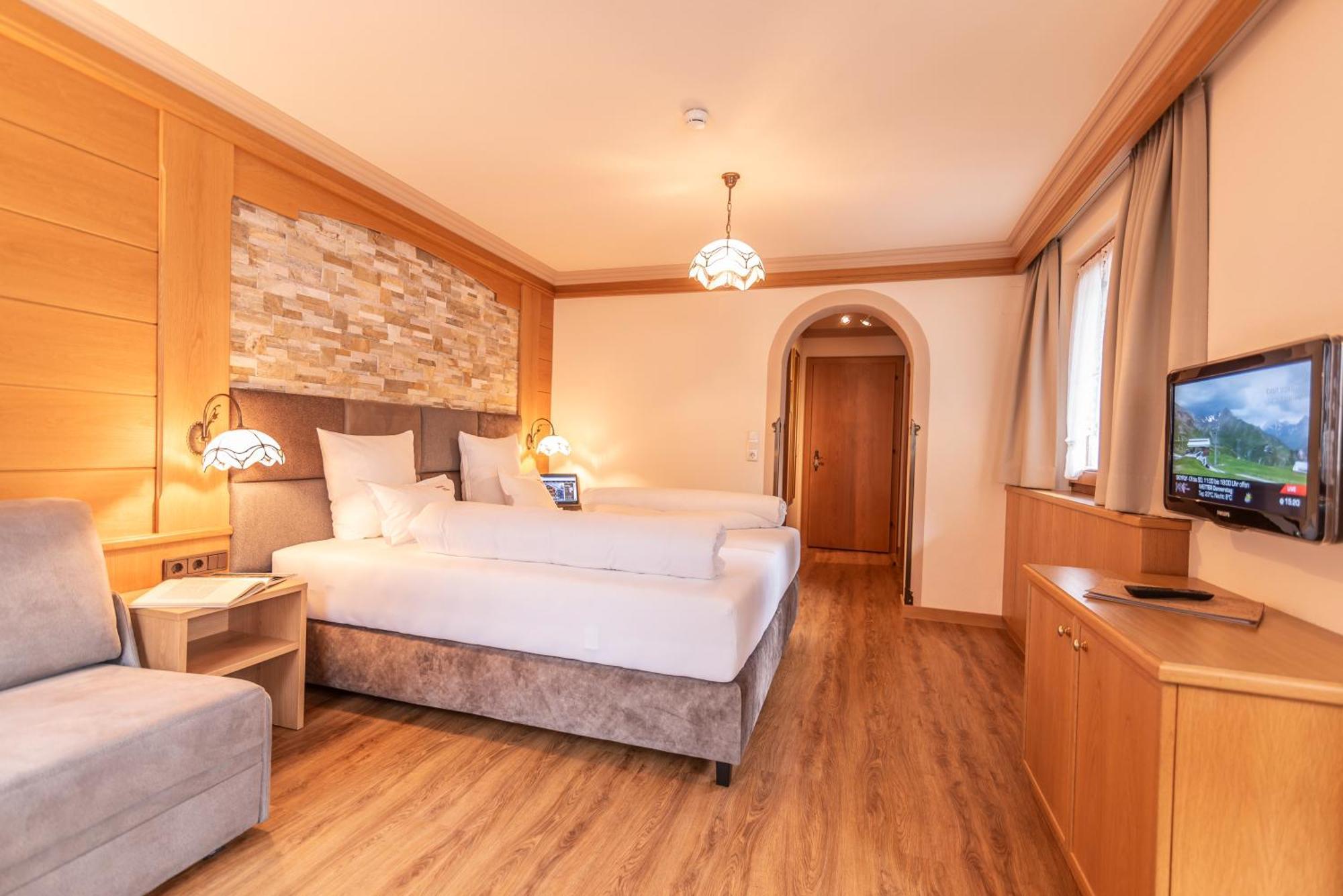 Hotel Garni Apart Tina Ишгль Экстерьер фото