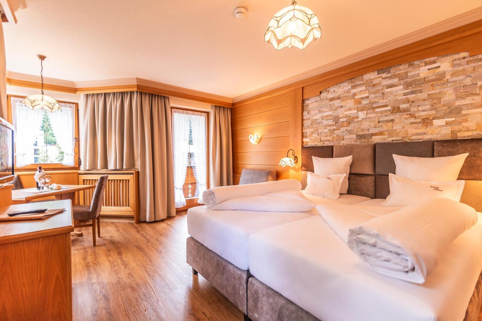 Hotel Garni Apart Tina Ишгль Экстерьер фото