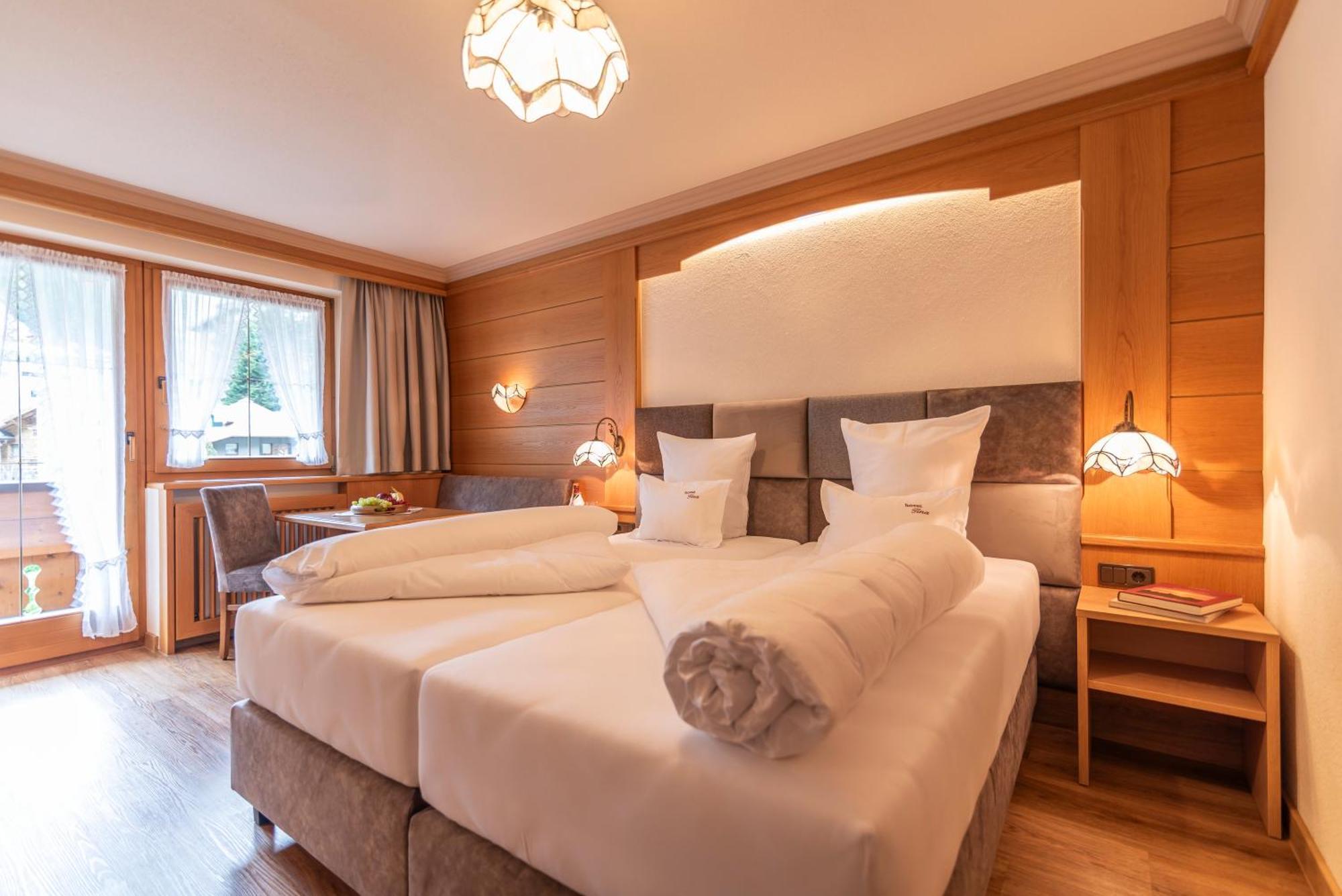 Hotel Garni Apart Tina Ишгль Экстерьер фото